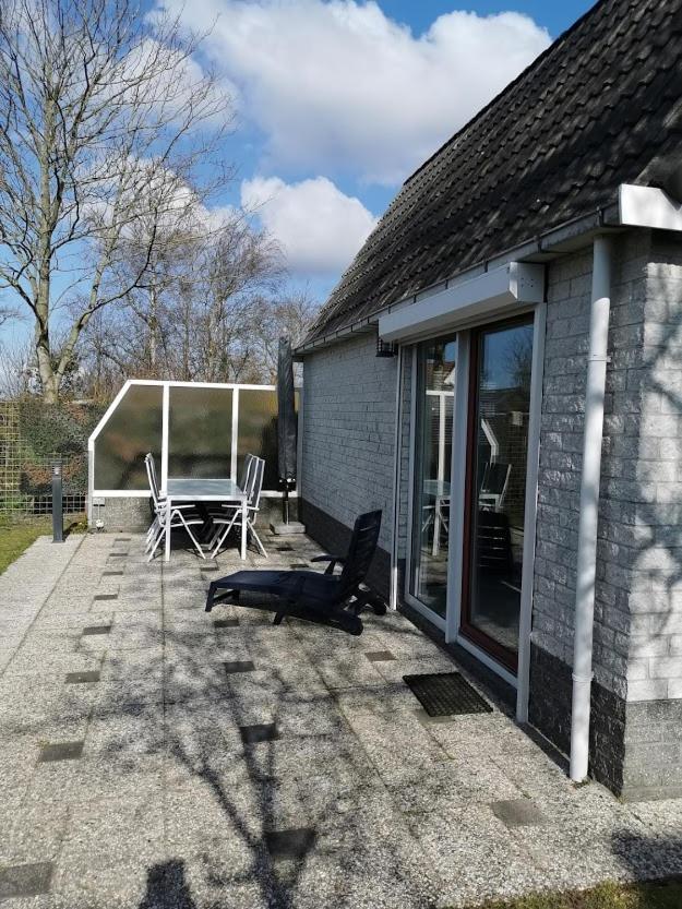Huisje Aan De Kust Sint Maartensvlotbrug Exterior photo